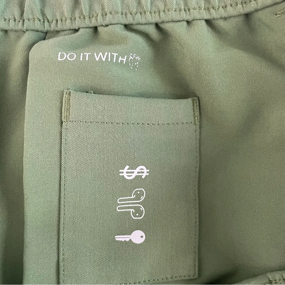 FIGS Tansen Jogger Scrub Pants Men’s XL Olive‎ Green